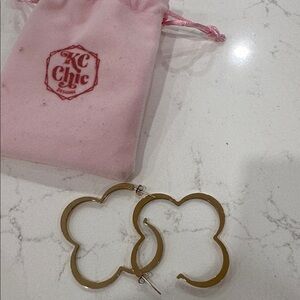 KC Chic Gold clover Hoop Earrings